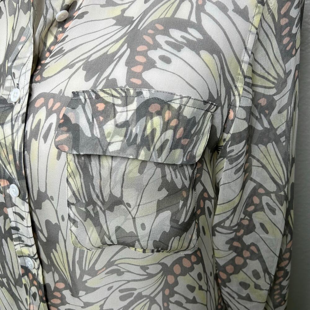 Equipment femme semi sheer butterfly wings print silk long sleeve button down M - Picture 3 of 9